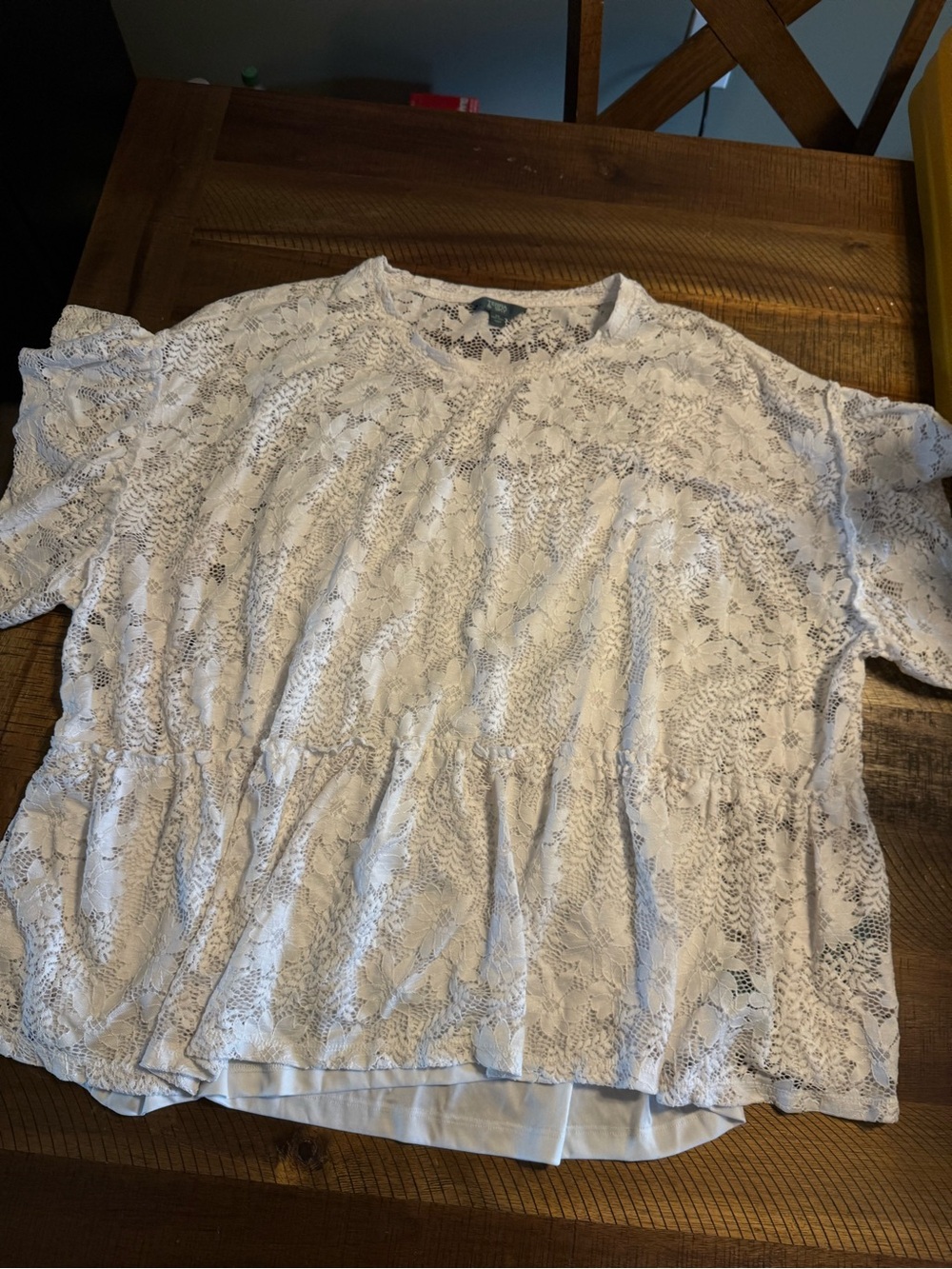 Terra & Sky White Lace Peplum Short Sleeve Blouse